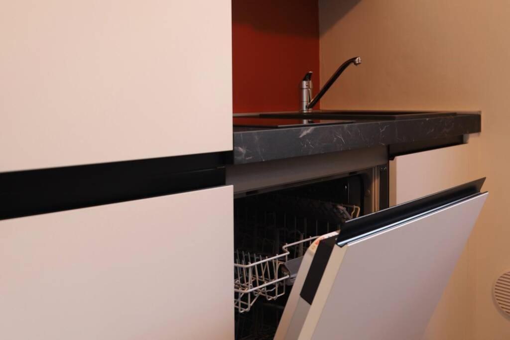 La Casa In Via Della Torre Apartman Modena Kültér fotó