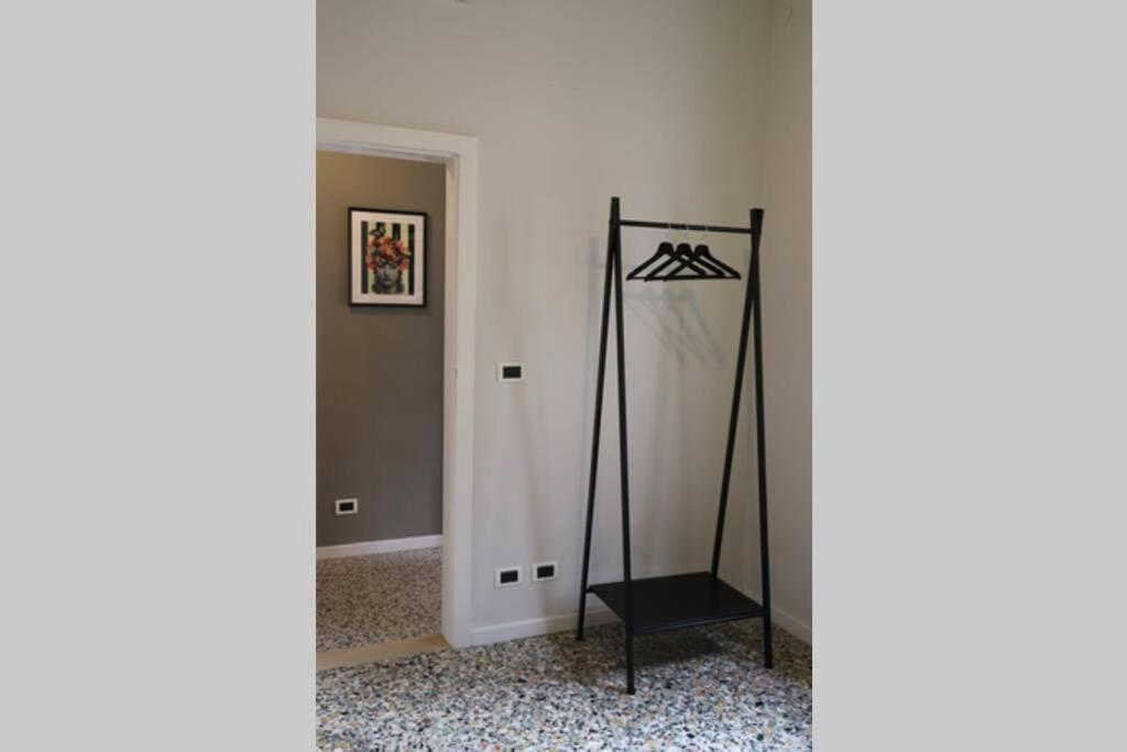 La Casa In Via Della Torre Apartman Modena Kültér fotó